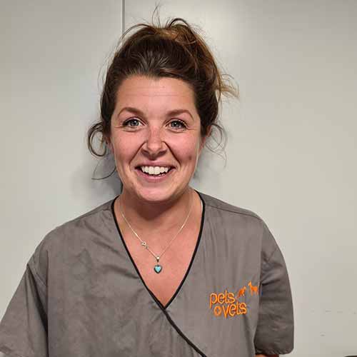 Pets and Vets Exmouth - Elle Bradley - Trainee Nurse